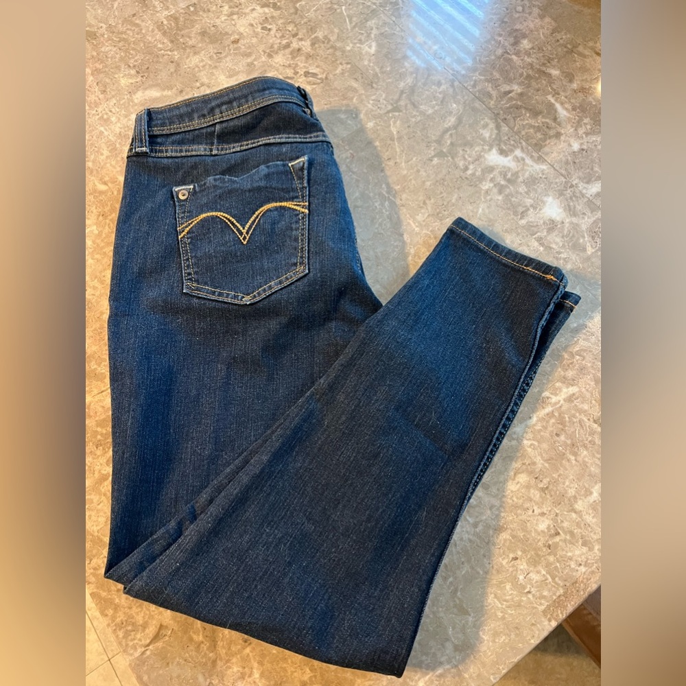 Women’s Levi jean legging